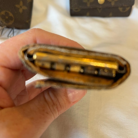 PROJECT BUNDLE of 3 Louis Vuitton Brown Monogram Key cases - Picture 9 of 15